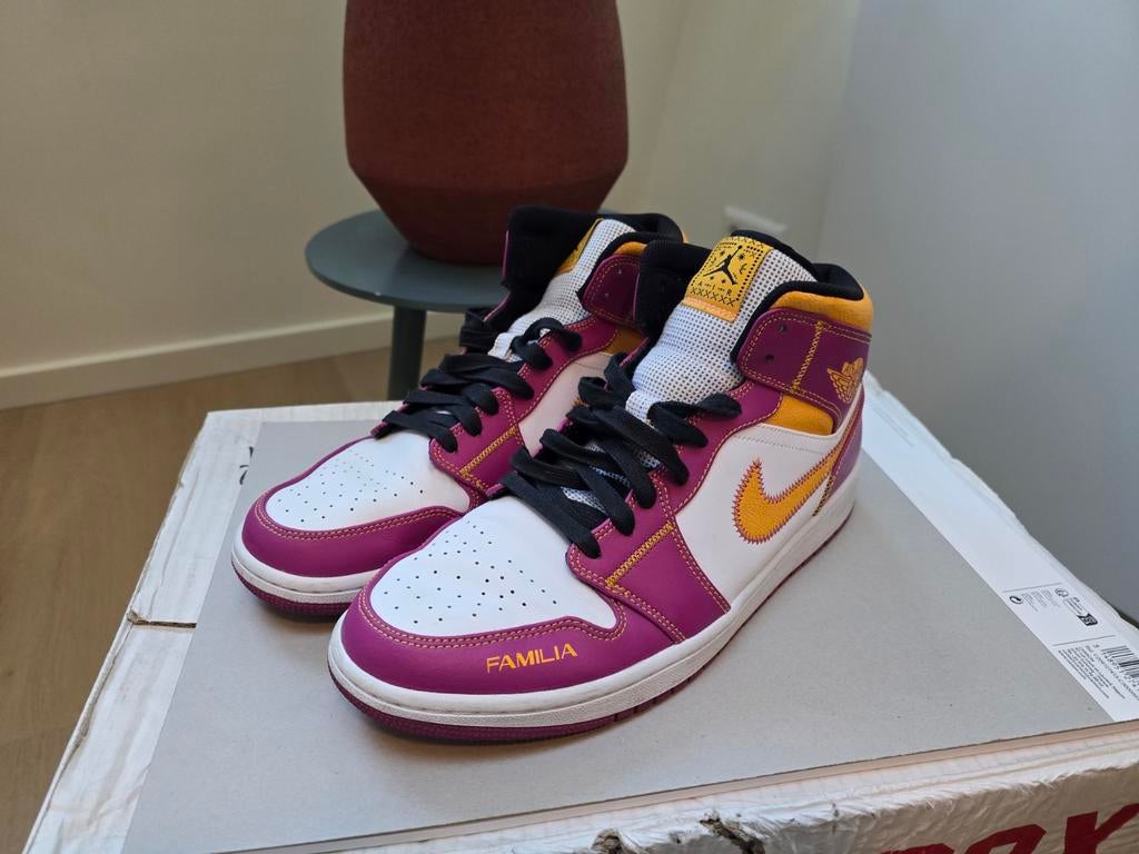 Jordan 1 Mid Dia De Los Muertos - Maat 46, Kleding | Heren, Schoenen, Overige kleuren, Ophalen of Verzenden, Jordan, Sneakers of Gympen