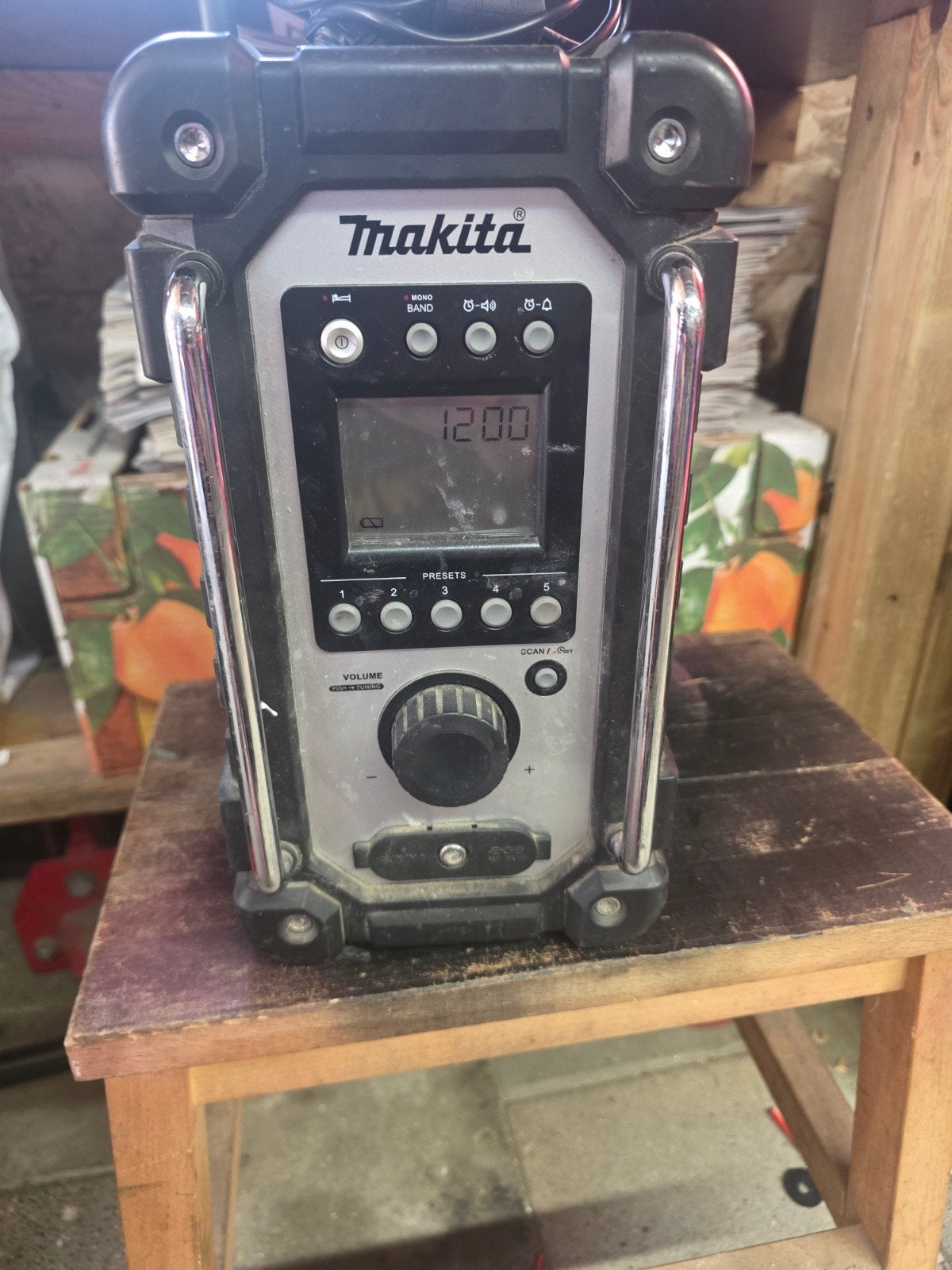 Makita bouwradio - Handvat mist, Ophalen of Verzenden, Gebruikt, Bouwradio