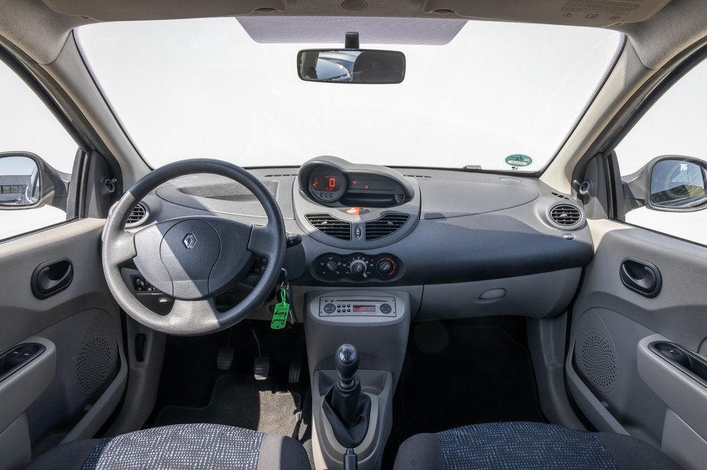 Renault Twingo 1.2 Authentique nlauto elektrische ramen voor, Keurmerk '100% Onderhouden', Twingo, Gebruikt, 31 €/maand