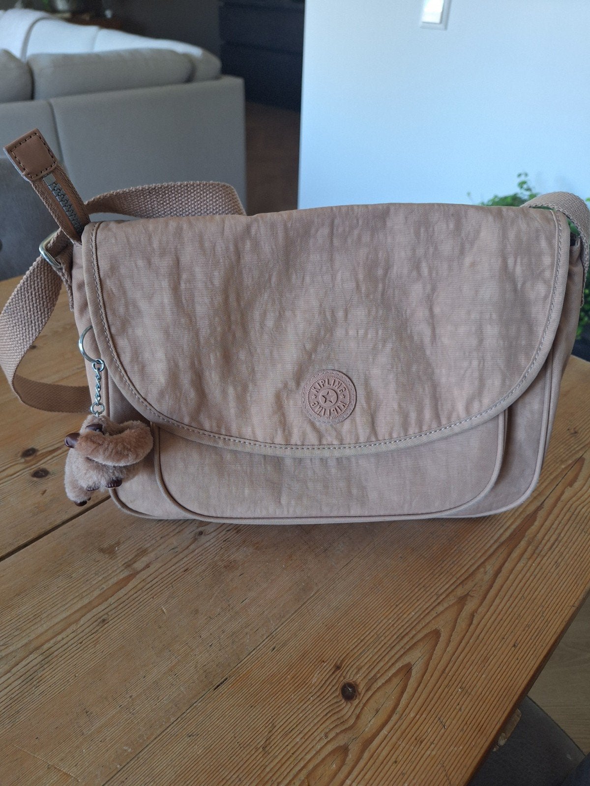 Kipling schoudertas - Beige, Ophalen of Verzenden, Gebruikt, Beige, Kipling