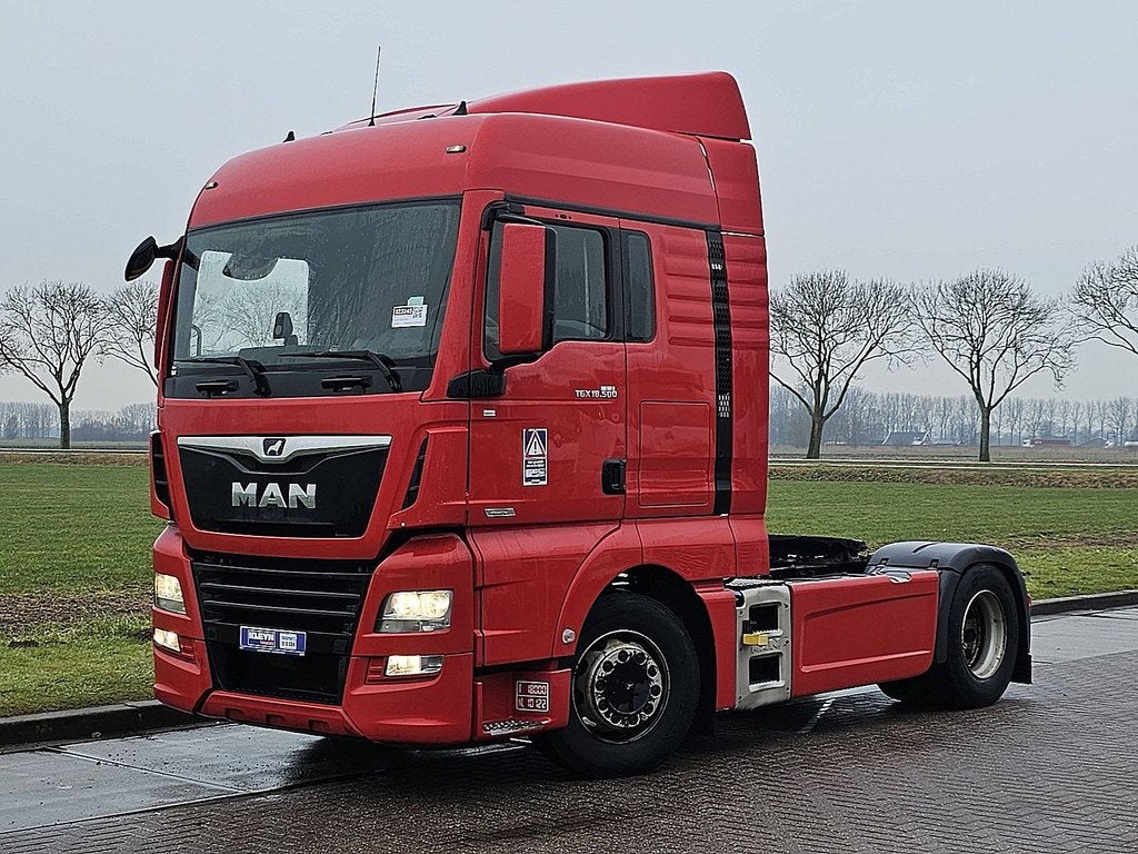 M.A.N. 18.500 TGX xlx skirts retarder, Automaat, Euro 6, MAN, Bedrijf