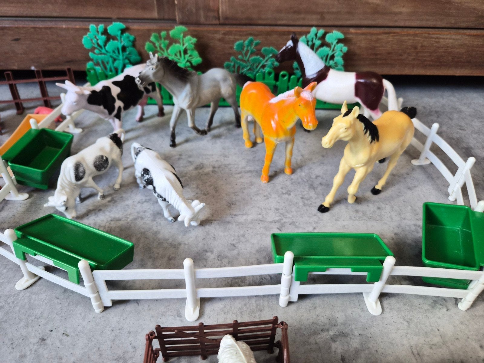 Boerderij dieren, met hekjes, boompjes,voerbakken, Ophalen of Verzenden, Jongen of Meisje