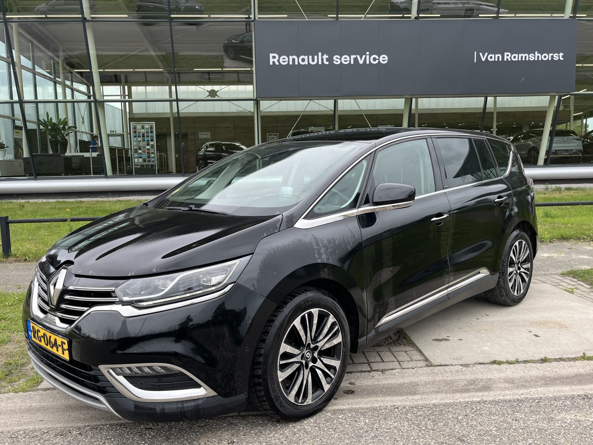 Renault Espace 1.6 dCi Initiale Paris 160PK / Export ! / Tre, Auto's, Gebruikt, Euro 6, 4 cilinders, 2000 kg