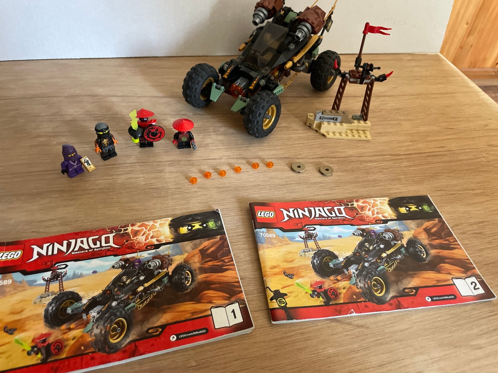 LEGO Ninjago 70589 Cole's Rock Roader met minifiguren, Ophalen of Verzenden, Zo goed als nieuw, Overige merken