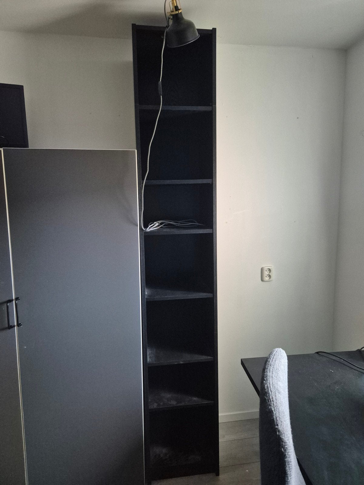 Zwarte/Bruine Ikea Billy smalle boekenkast met 6 planken, Ophalen, Met plank(en), Minder dan 50 cm, Gebruikt