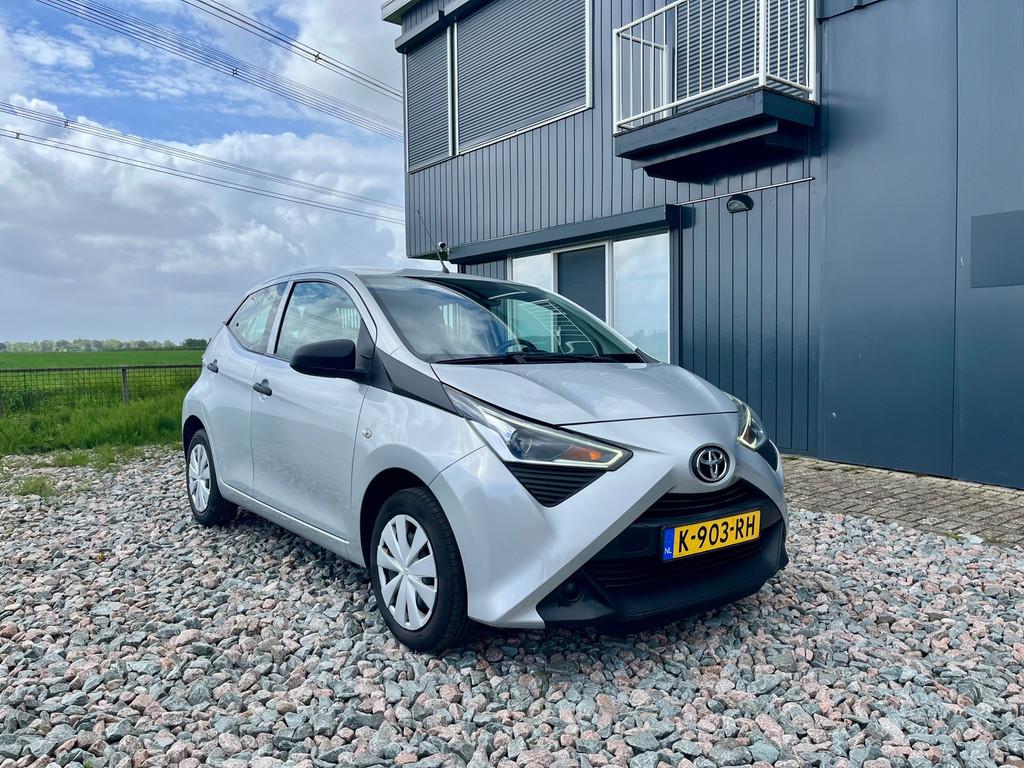 Toyota Aygo 1.0 VVT-i x-fun, Auto's, Voorwielaandrijving, Gebruikt, Euro 6, 4 stoelen
