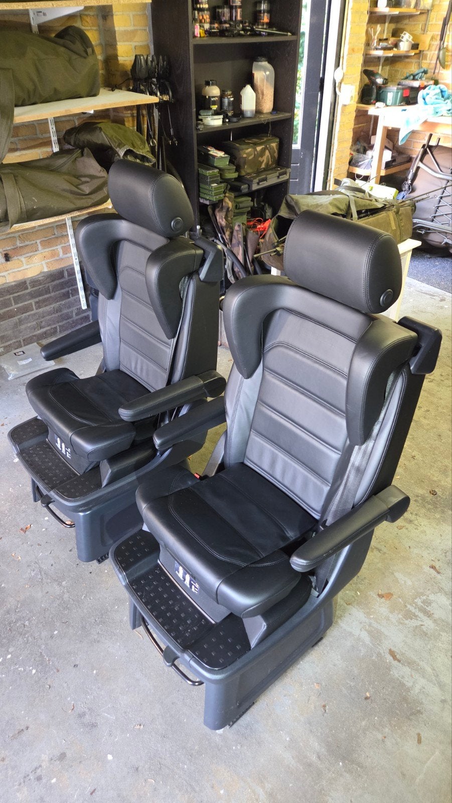 Originele VW Multivan/Caravelle T5 T6 draaistoelen, Auto-onderdelen, Interieur en Bekleding, Ophalen, Nieuw