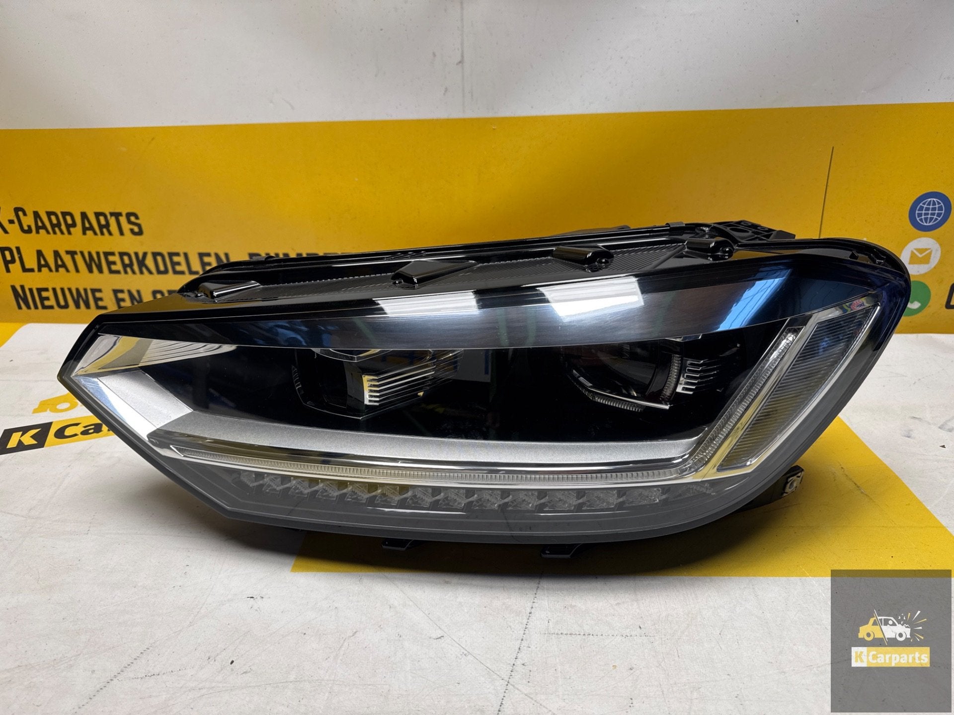 Koplamp Volkswagen Touran 5TA Links 5TB941081D LED Compleet, Gebruikt, Volkswagen, Volkswagen AG, Berliner Ring 2
38440  Wolfsburg, DE
