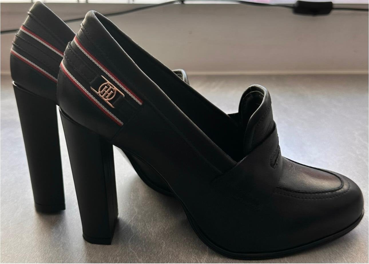 Tommy Hilfiger Pumps (NIEUW) Maat 40 Black, Kleding | Dames, Zwart, Nieuw, Ophalen of Verzenden, Tommy Hilfiger