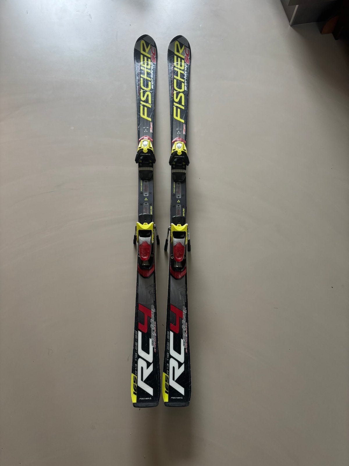 Fischer RC4 Worldcup SC 165cm (slalomcarvers), Sport en Fitness, Ophalen, 160 tot 180 cm, Skiën, Ski's