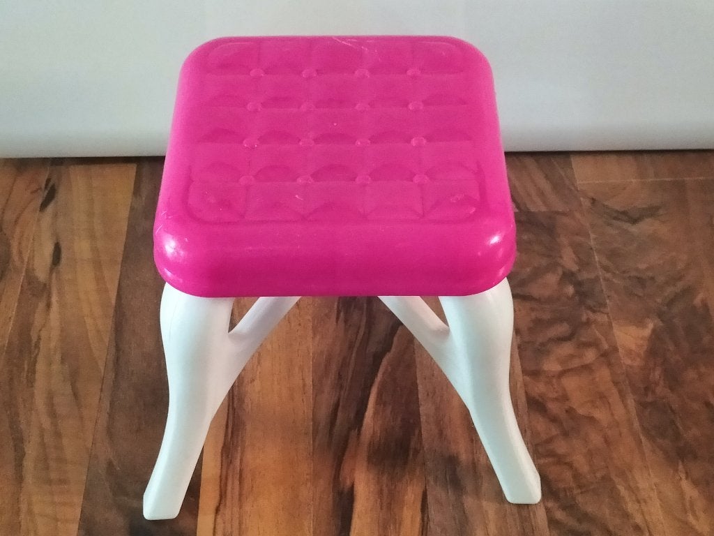 Stoeltje/speelgoed, Ophalen, Zo goed als nieuw, Wit, Eén