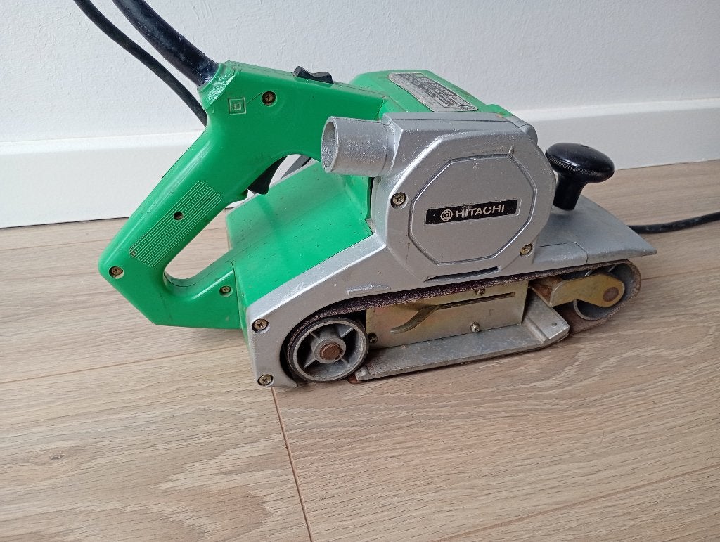Hitachi Sb110 Bandschuurmachine, Doe-het-zelf en Verbouw, Gereedschap | Schuurmachines, Ophalen of Verzenden, Gebruikt, 600 tot 1200 watt