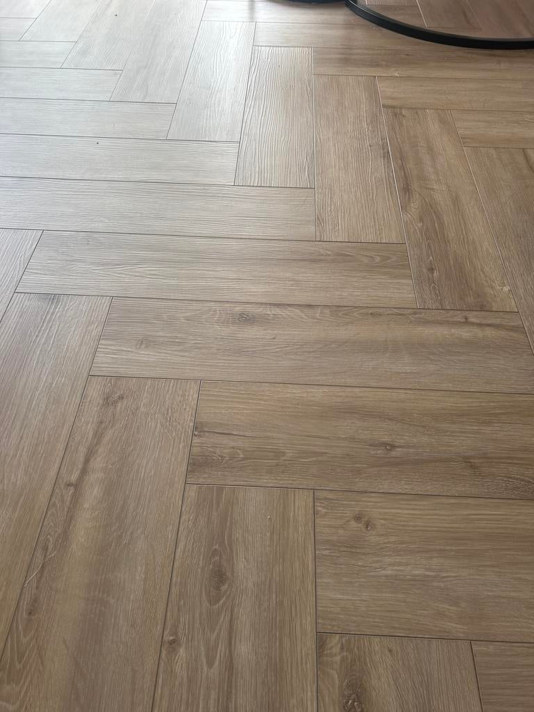 Visgraat PVC klikvloer met geïntegreerde ondervloer  25m2, Bruin, Ophalen of Verzenden, Zo goed als nieuw, 25 tot 50 m²