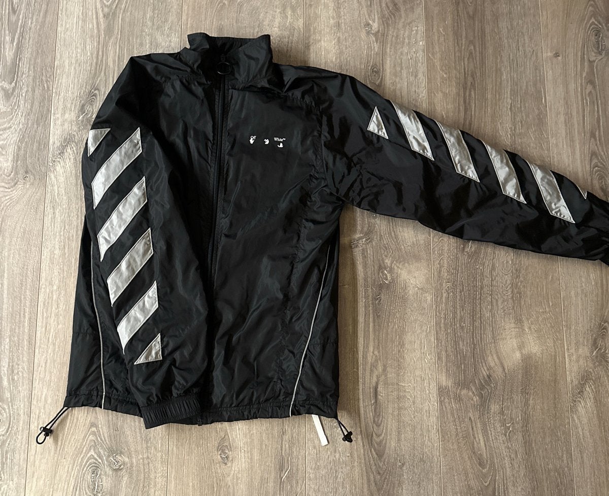 Off-White Jacket (Origineel), Ophalen, Zo goed als nieuw, Maat 46 (S) of kleiner, Zwart