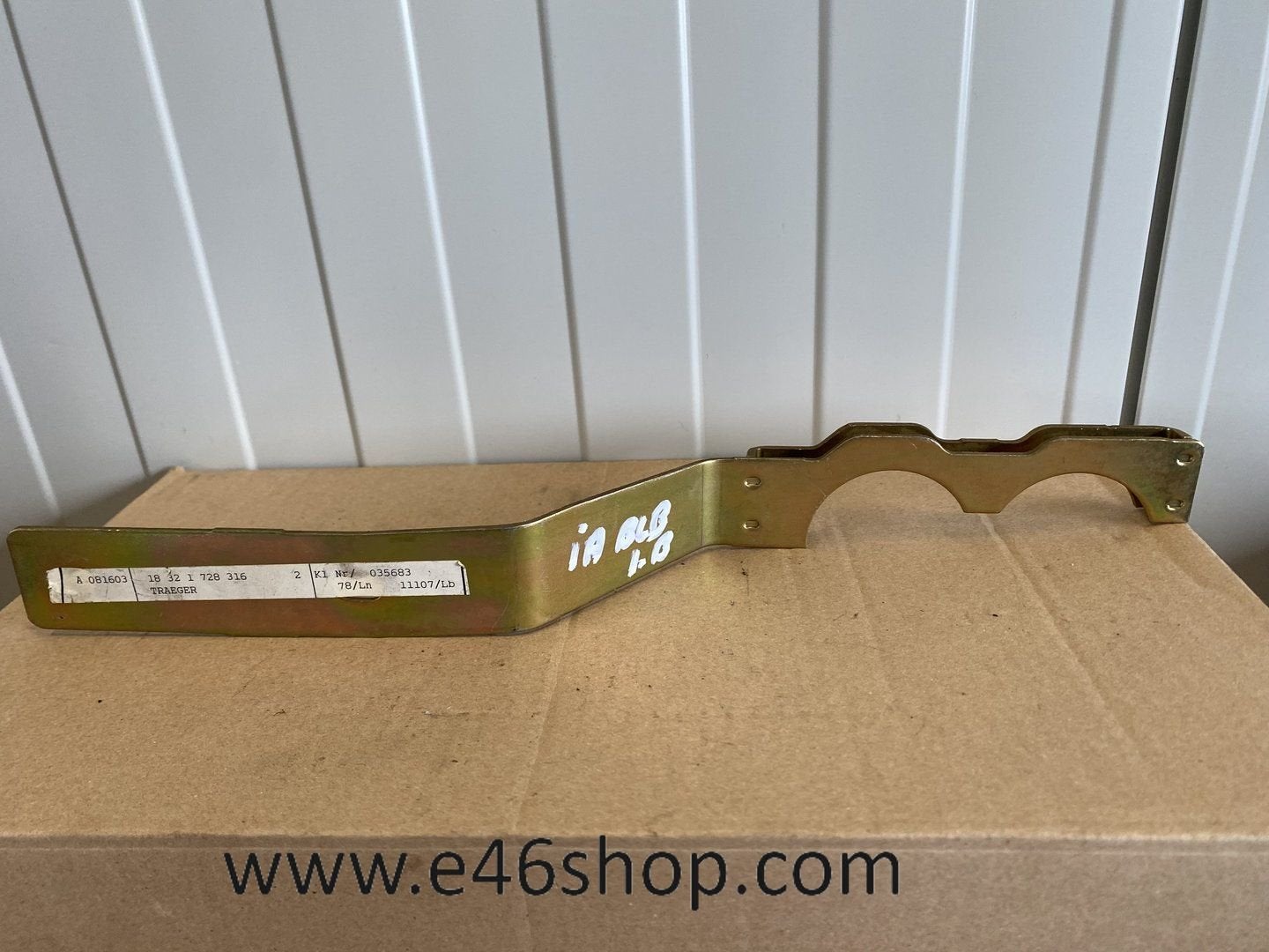 UITLAATSTEUN BMW E34  525i OE 18321728316, Auto-onderdelen, Uitlaatsystemen, -, -, Nieuw, Ophalen of Verzenden