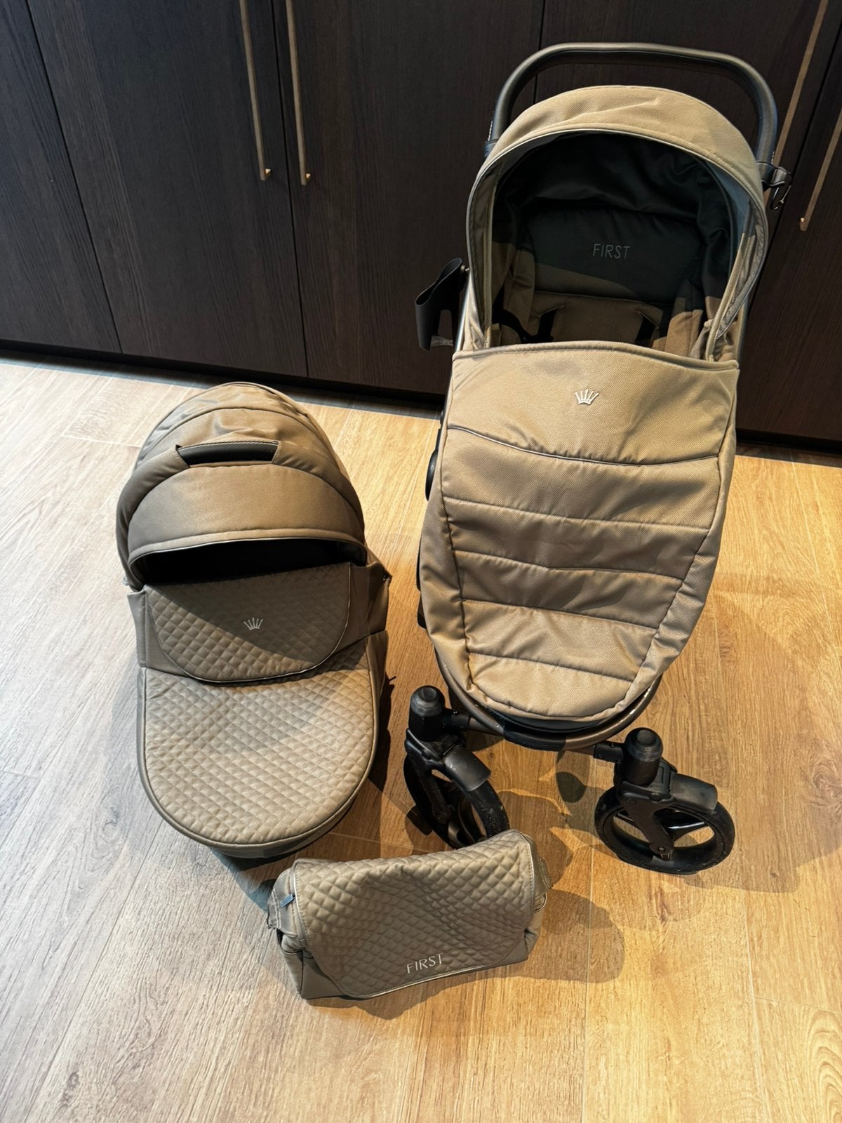 First Kinderwagen, Kinderen en Baby's, Kinderwagens en Combinaties, Ophalen, Zo goed als nieuw, Overige merken
