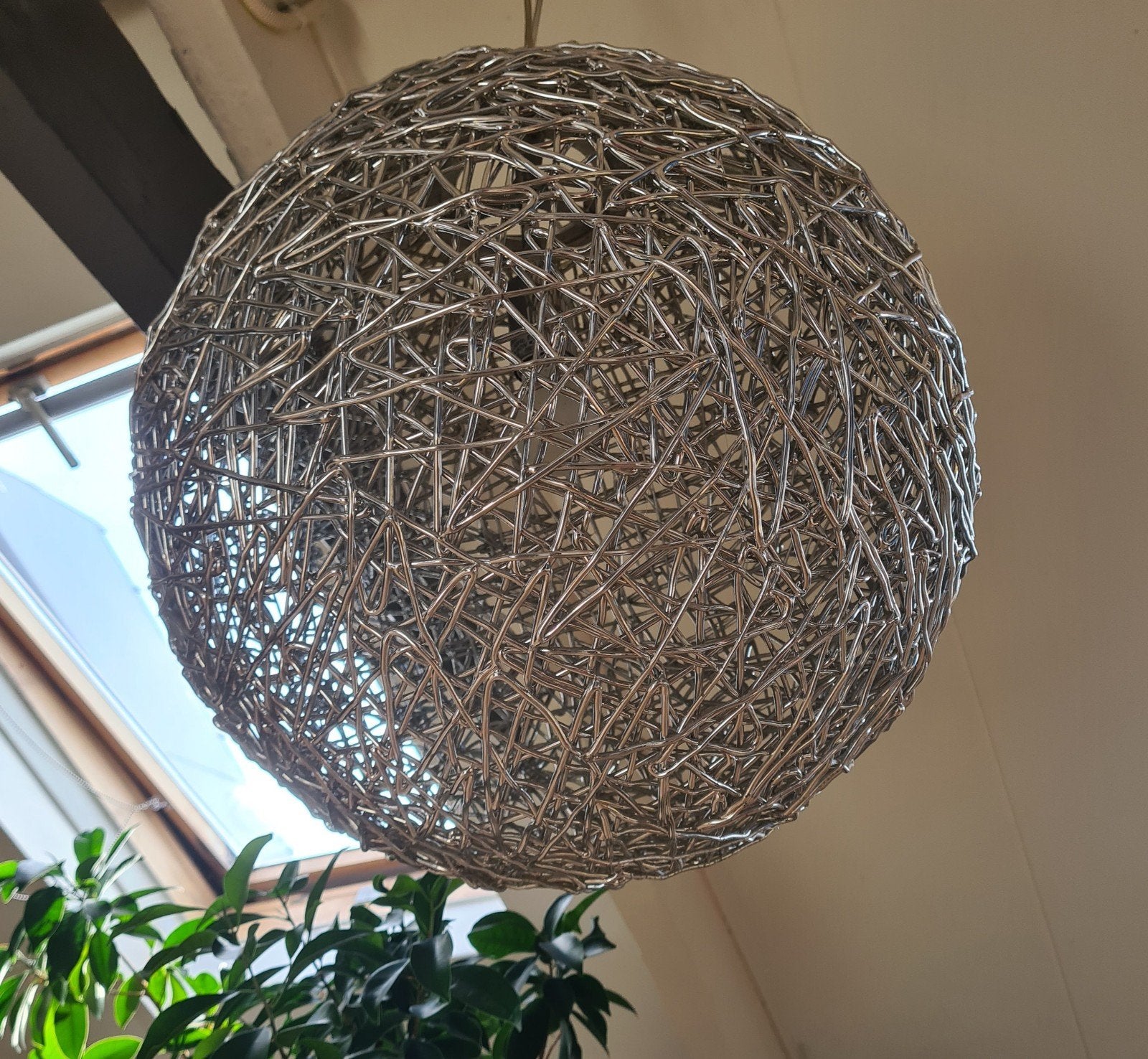 Draadbol aluminium hanglamp 48 cm (draadgaasbol / wire ball), Gebruikt, Metaal, Modern, Design, Sfeervol, E27 (groot)