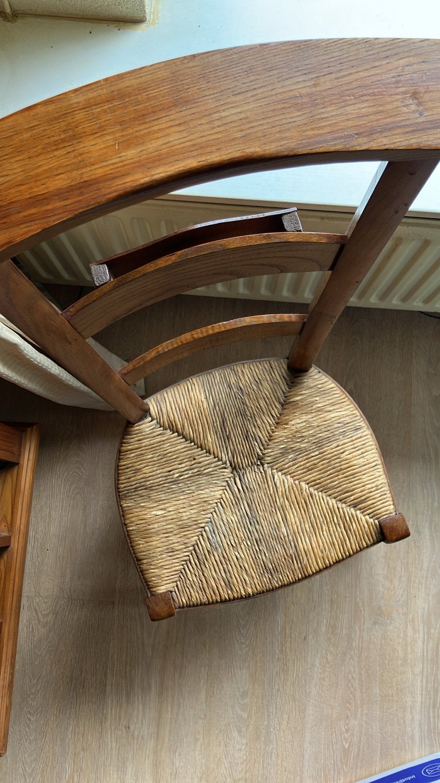 Vintage houten stoel met rieten zitting, Ophalen