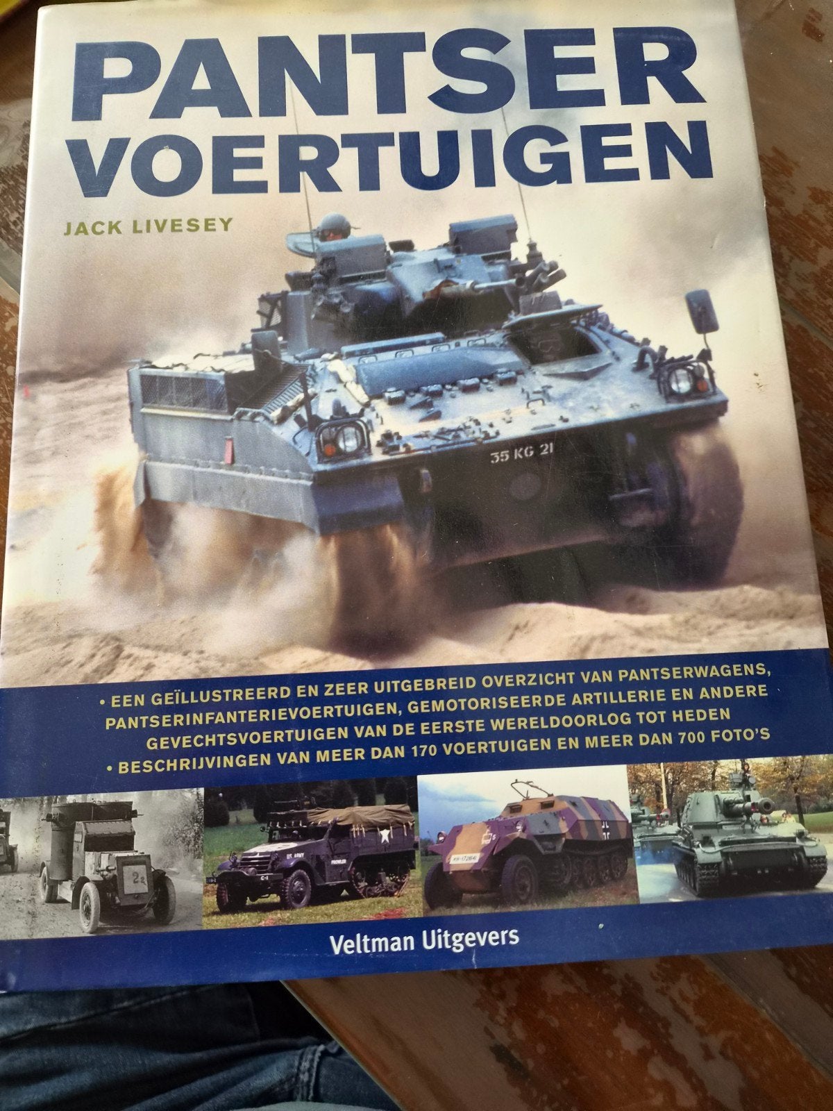 pantser voortuigen, Ophalen, Zo goed als nieuw