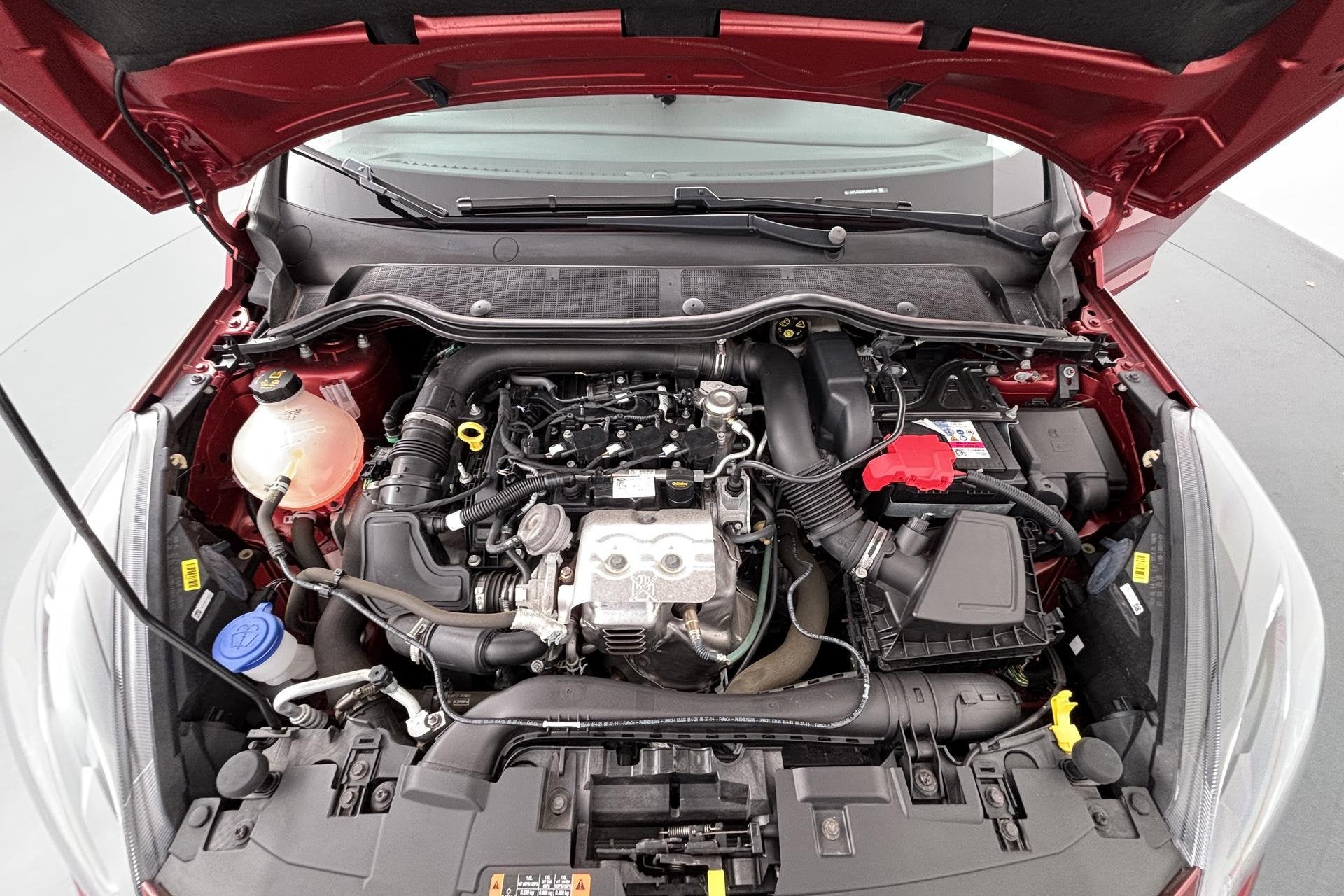 Foto 11 van Ford Fiesta 1.0 EcoBoost Titanium Nagenoeg nieuw en verrasse