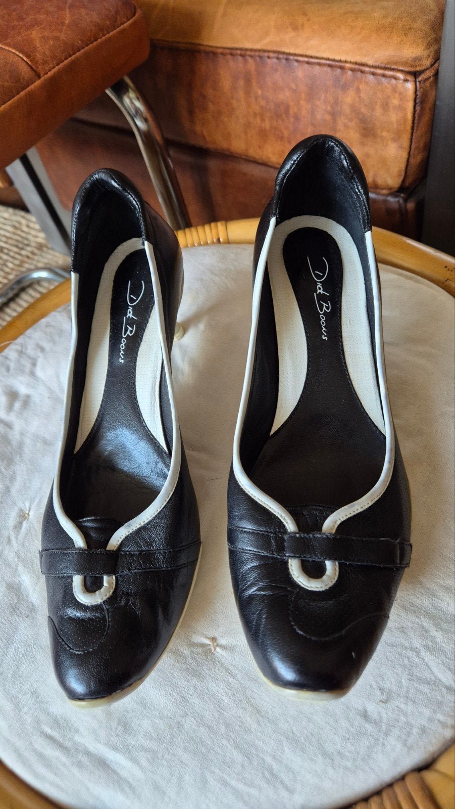Dick Boons zwart wit leren hakschoenen mt 38 hele mooie, Kleding | Dames, Schoenen, Zwart, Ophalen of Verzenden, Schoenen met hoge hakken