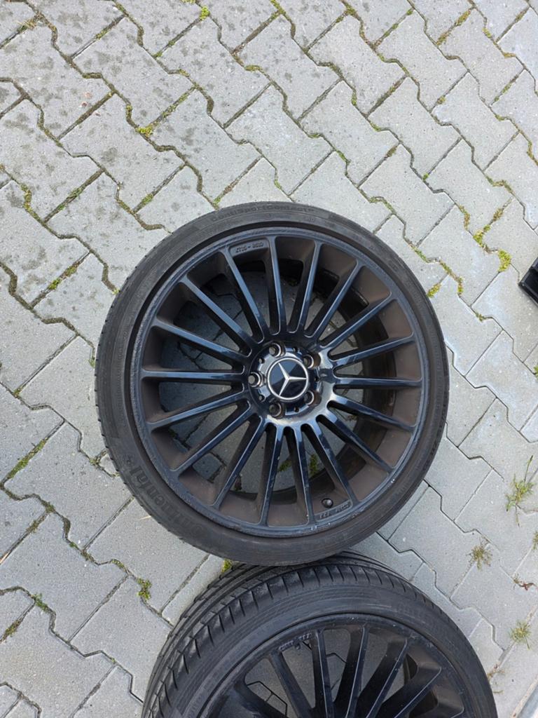 Mercedes CLA velgen 235/35R19, Gebruikt, Banden en Velgen, 235 mm, Personenwagen