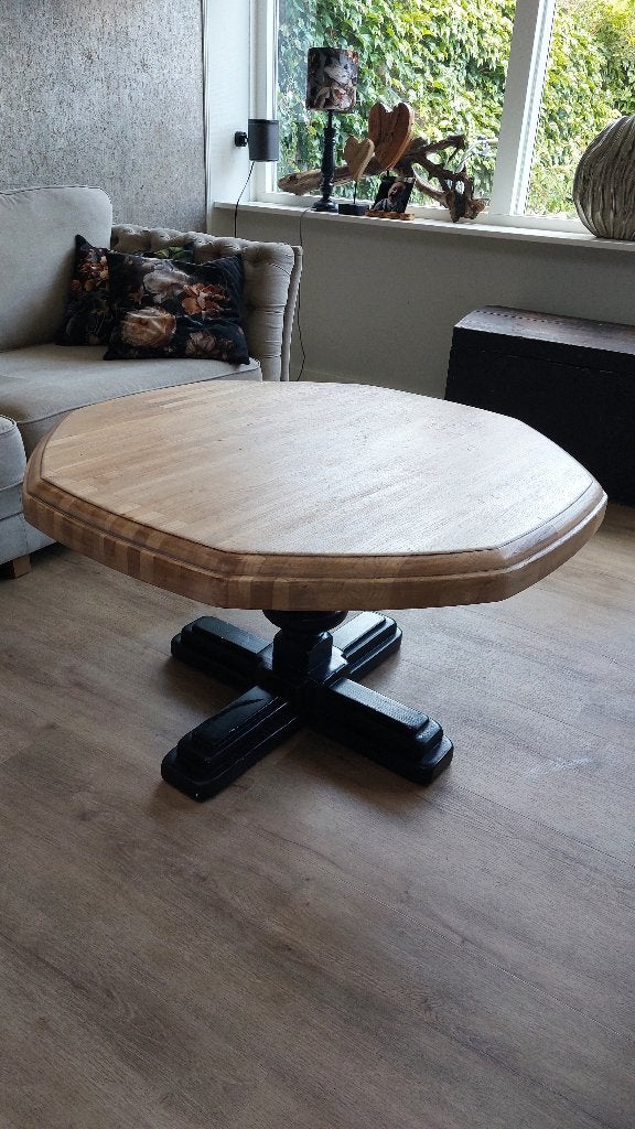 Stoere, robuuste en mat eiken salontafel, Ophalen, 50 – 75, Gebruikt, 50 tot 100 cm