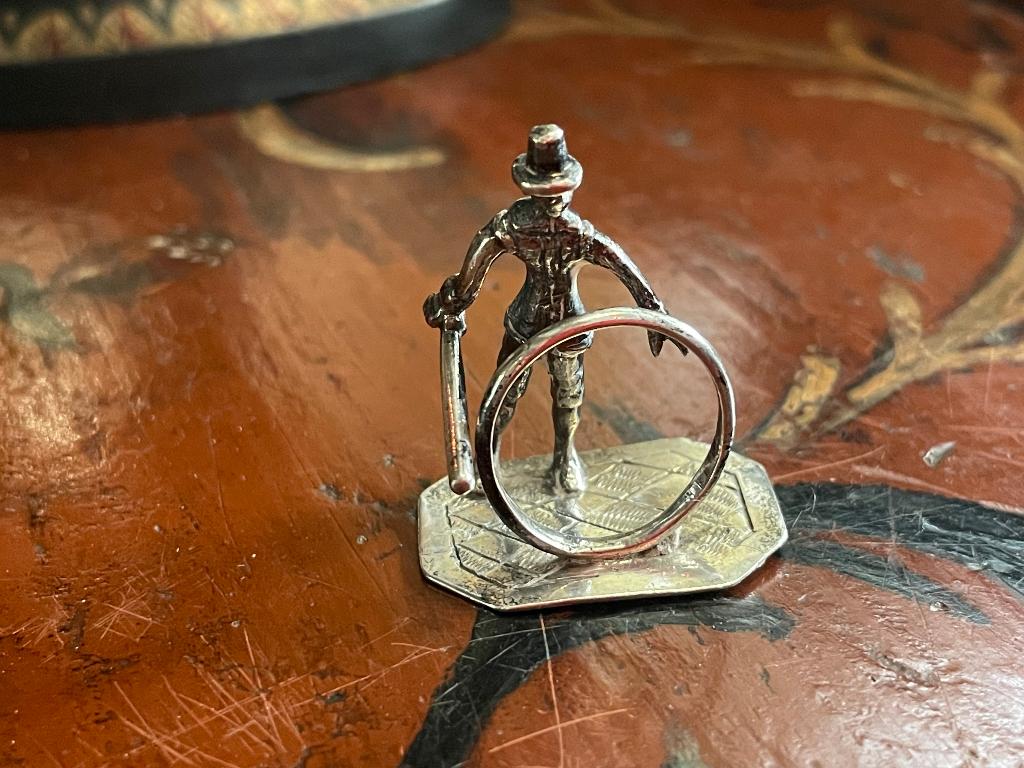 17de / 18de eeuw  miniatuur hoepel poppegoed, Antiek en Kunst, Ophalen of Verzenden, Zilver
