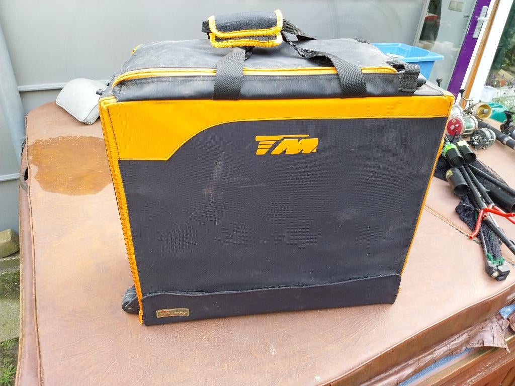 R.C. rol tas koffer incl spare parts, Ophalen, Zo goed als nieuw, Auto