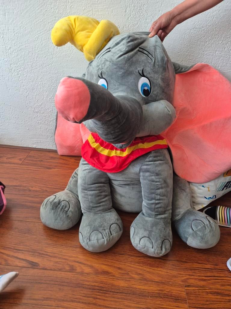 Grote knuffel Dumbo, Kinderen en Baby's, Speelgoed | Knuffels en Pluche, Ophalen of Verzenden, Zo goed als nieuw, Overige typen