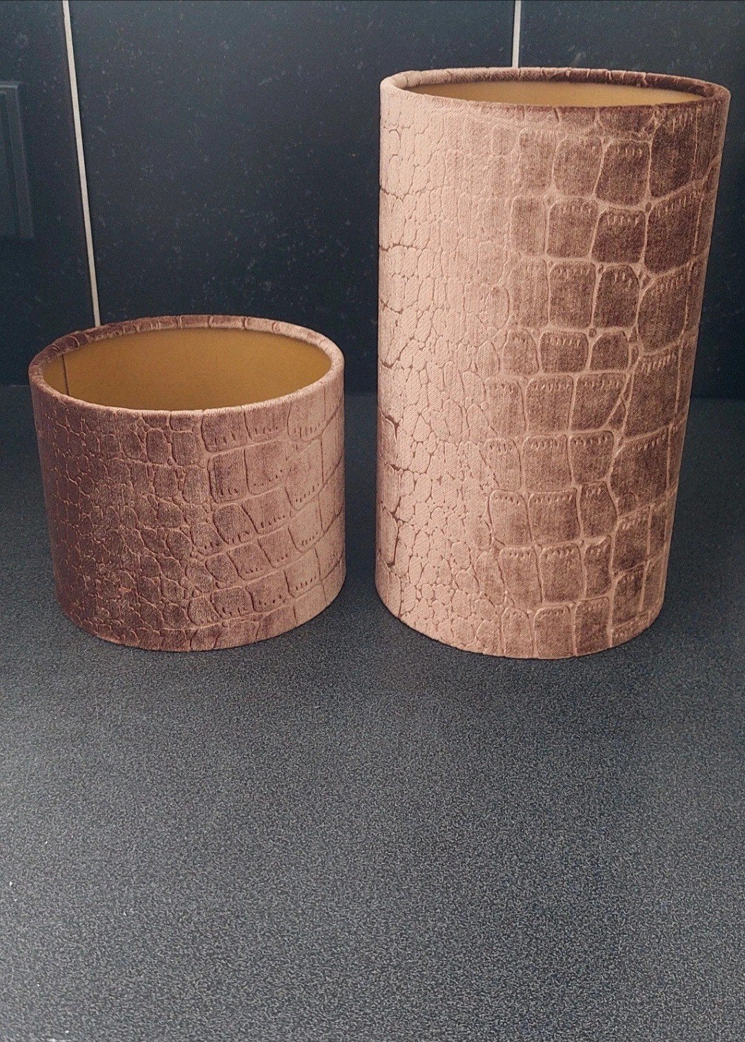Set van 2 lampenkappen met krokodillenprint | Nieuw |, Bruin, Overige typen, Rond, Nieuw