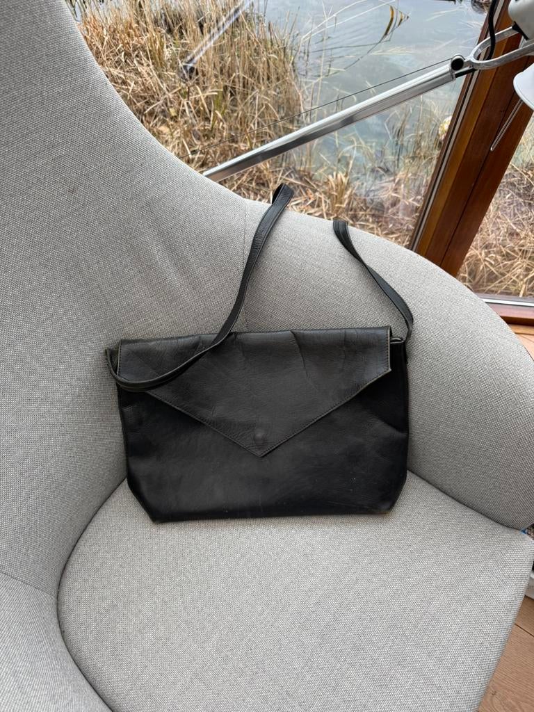 Handtas zwart leder, Sieraden, Tassen en Uiterlijk, Ophalen of Verzenden, Zo goed als nieuw, Zwart, Leer