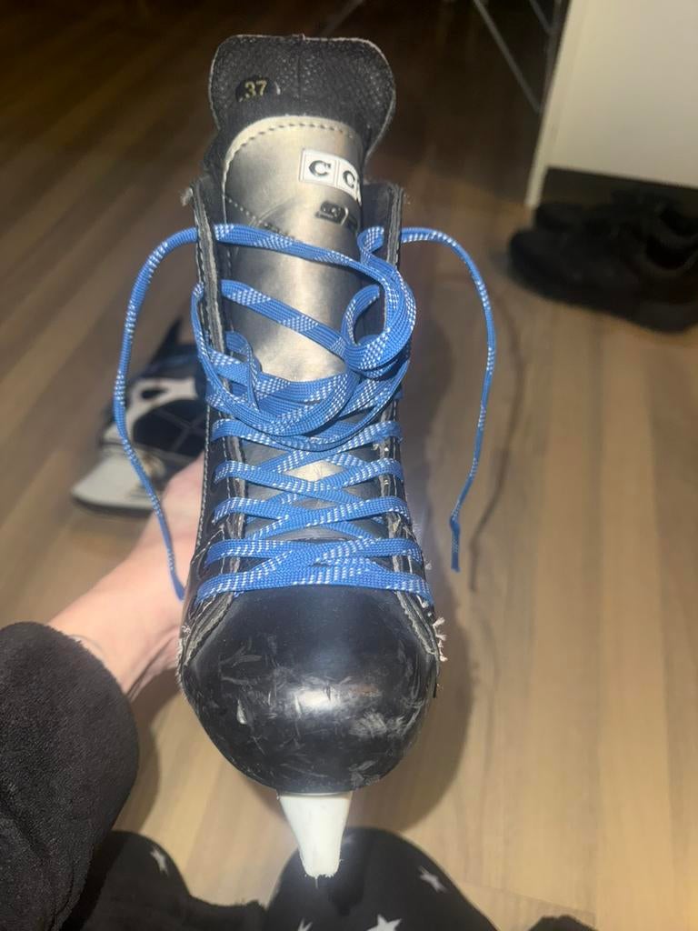 Ccm ijshockey schaatsen maat 37, Ophalen, Gebruikt, IJshockeyschaatsen, Overige merken