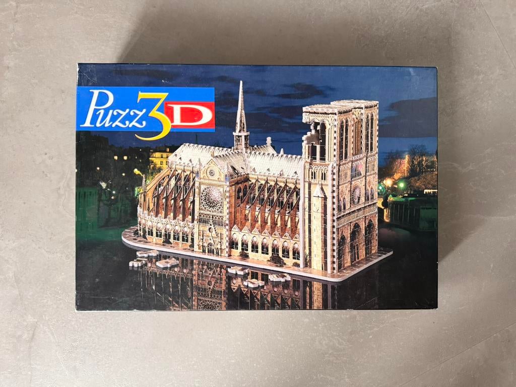 3D Puzzel notre dame, Ophalen of Verzenden, Minder dan 500 stukjes, Zo goed als nieuw, Rubik's of 3D-puzzel