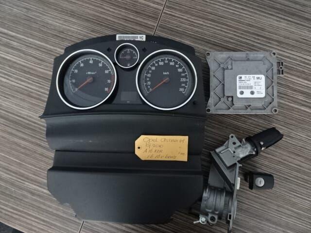 ECU Opel Astra H A16XER Bj 2010 complete set., Ophalen of Verzenden, Gebruikt, Opel