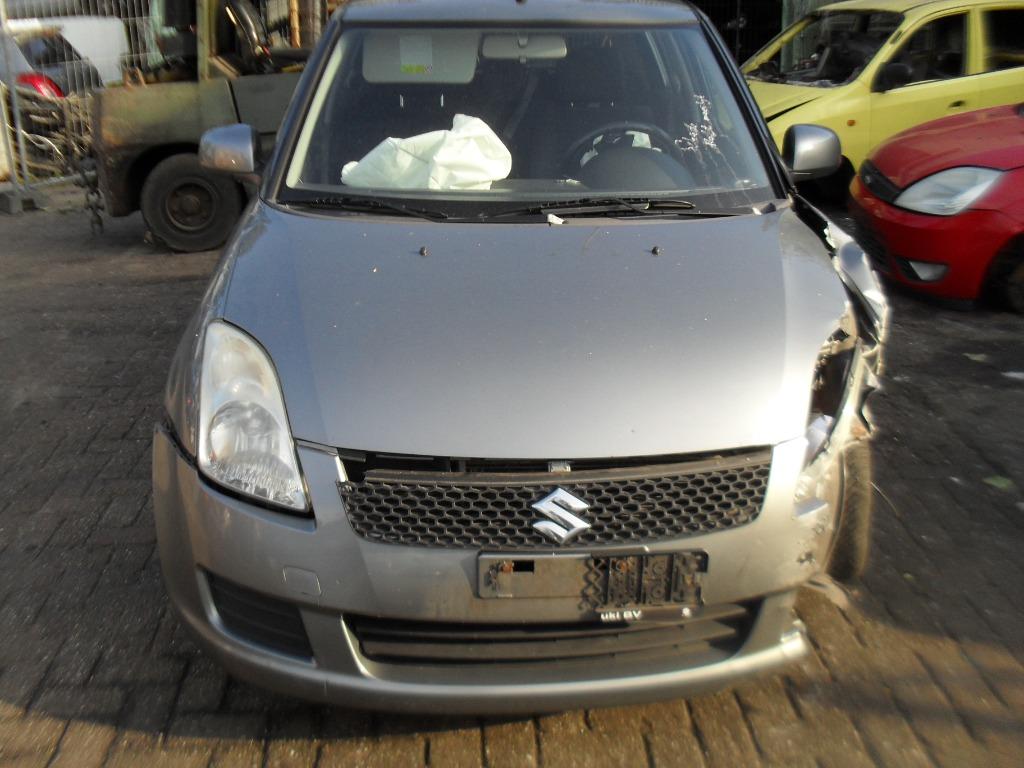 diverse onderdelen suzuki swift automaat, Ophalen, Suzuki
