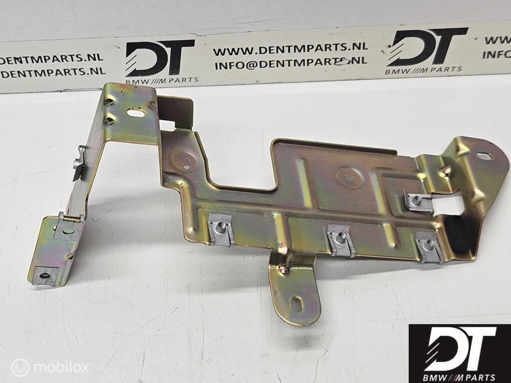Basis beugel audiosysteem BMW 5-serie E39 65128361452, Auto-onderdelen, Uitlaatsystemen, Gebruikt, Ophalen of Verzenden, BMW, BMW