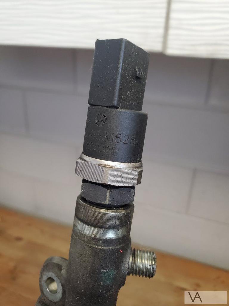 Mercedes E W210 / S W220 diesel injector galerij 320 cdi €40, Ophalen of Verzenden, Gebruikt, Mercedes-Benz