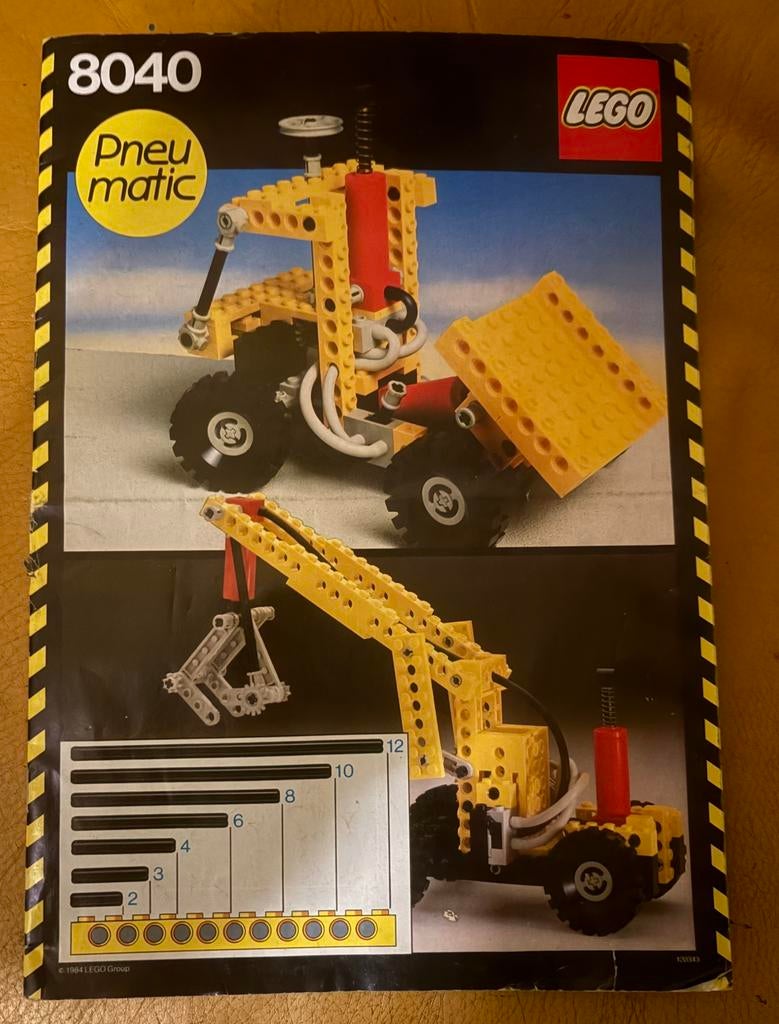 Lego 8040 instructieboekje 1984, Ophalen of Verzenden, Zo goed als nieuw