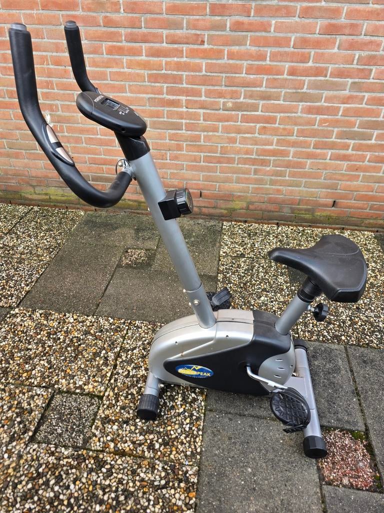 Hometrainer - Gebruikt, Werkt Goed, Sport en Fitness, Ophalen, Gebruikt, Metaal, Buik