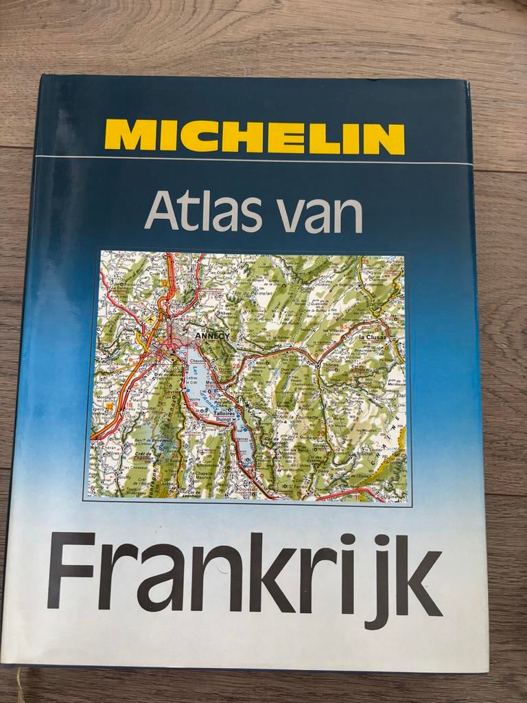 Michelin Atlas van Frankrijk - 1988, Boeken, Atlassen en Landkaarten, Gelezen, Overige atlassen, Frankrijk, Ophalen of Verzenden