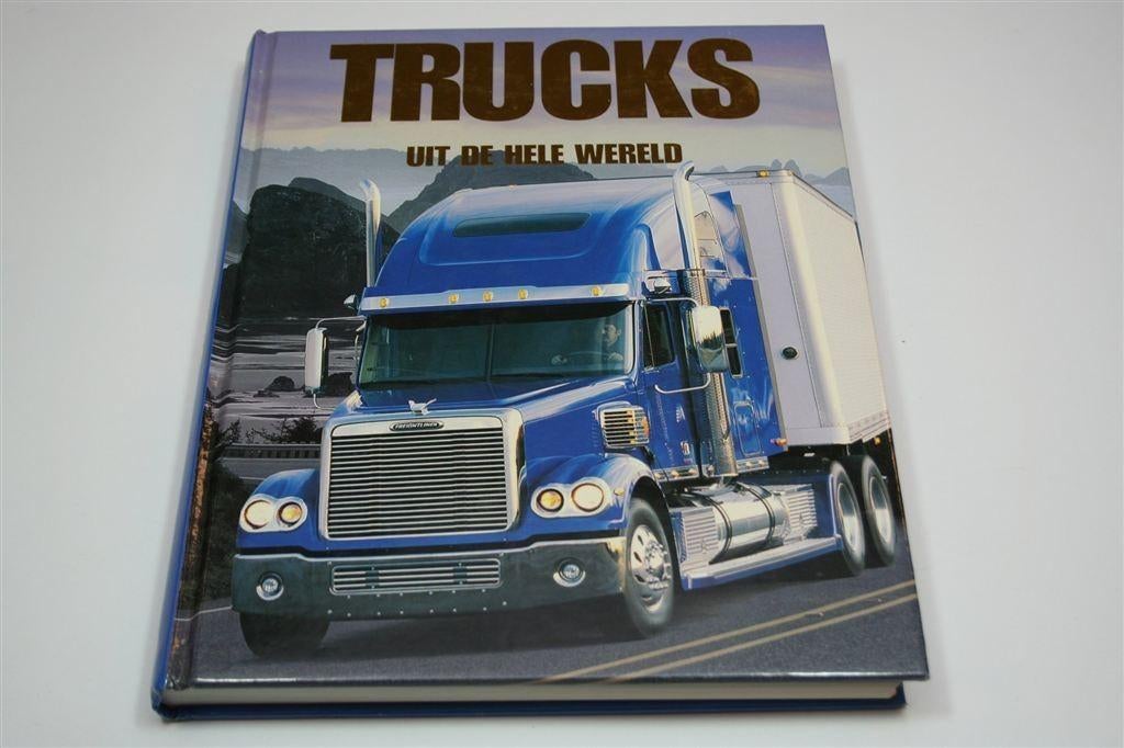 Trucks uit de Hele Wereld — Groot Naslagwerk met 320 Pag., Boeken, Auto's | Boeken, Gelezen, Algemeen, Ophalen of Verzenden