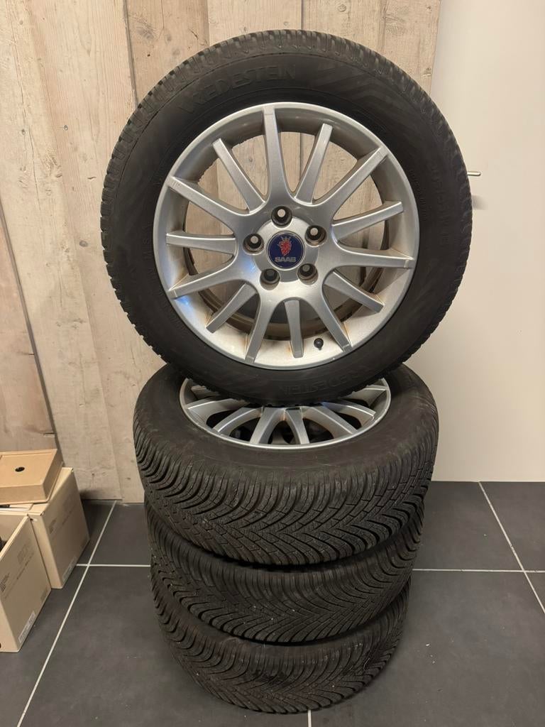 Set Saab 16" velgen + Vredestein All Season banden 8.0mm, Auto-onderdelen, Banden en Velgen, Gebruikt, Velg(en), 16 inch, All Season