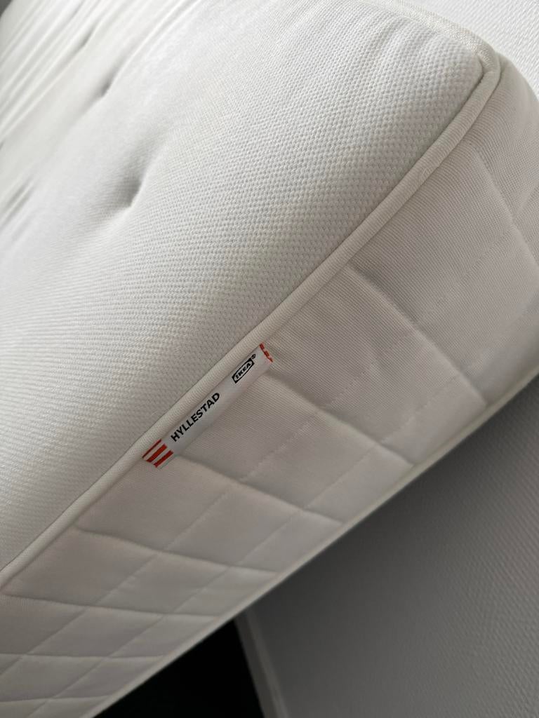Hyllestad pocketveringmatras 90x200 + Angsvide beschermer, Huis en Inrichting, Slaapkamer | Matrassen en Bedbodems, Ophalen, Gebruikt