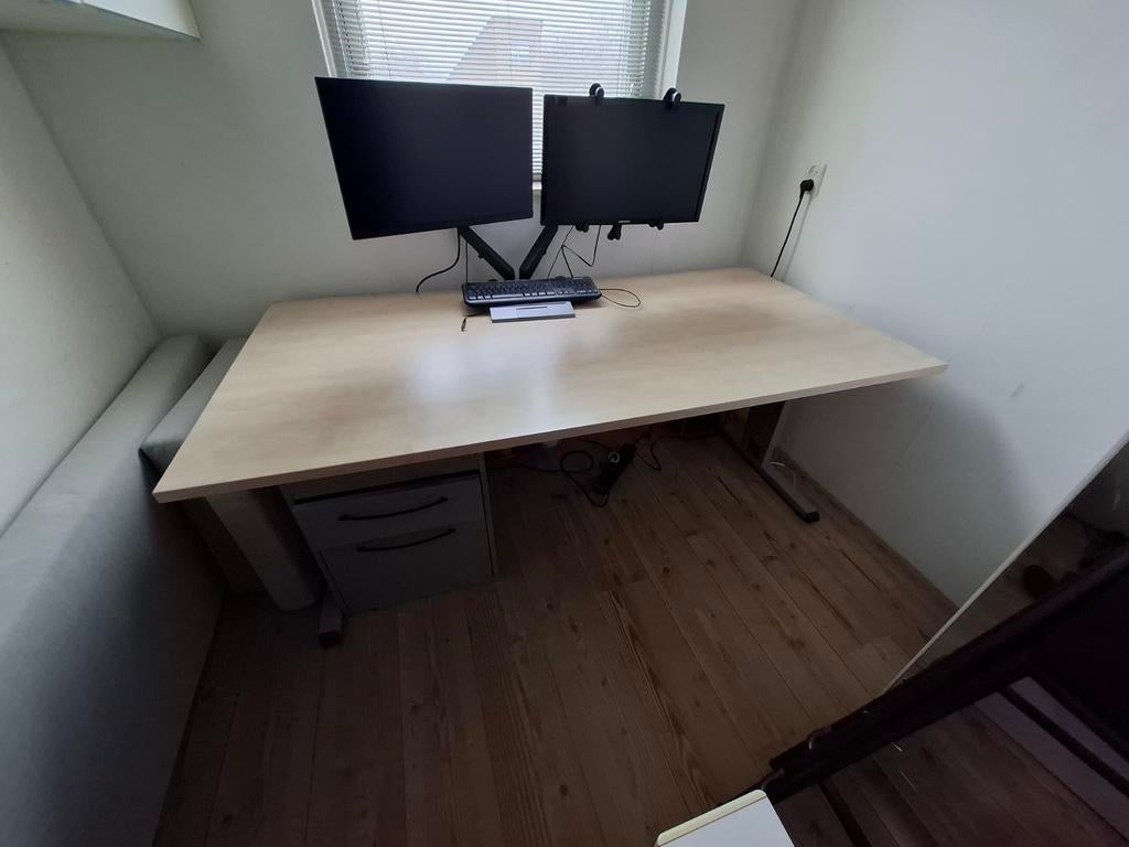 Groot bureau met ladenblok - 180x90, in hoogte verstelbaar, Huis en Inrichting, Bureaus, Ophalen, In hoogte verstelbaar, Gebruikt
