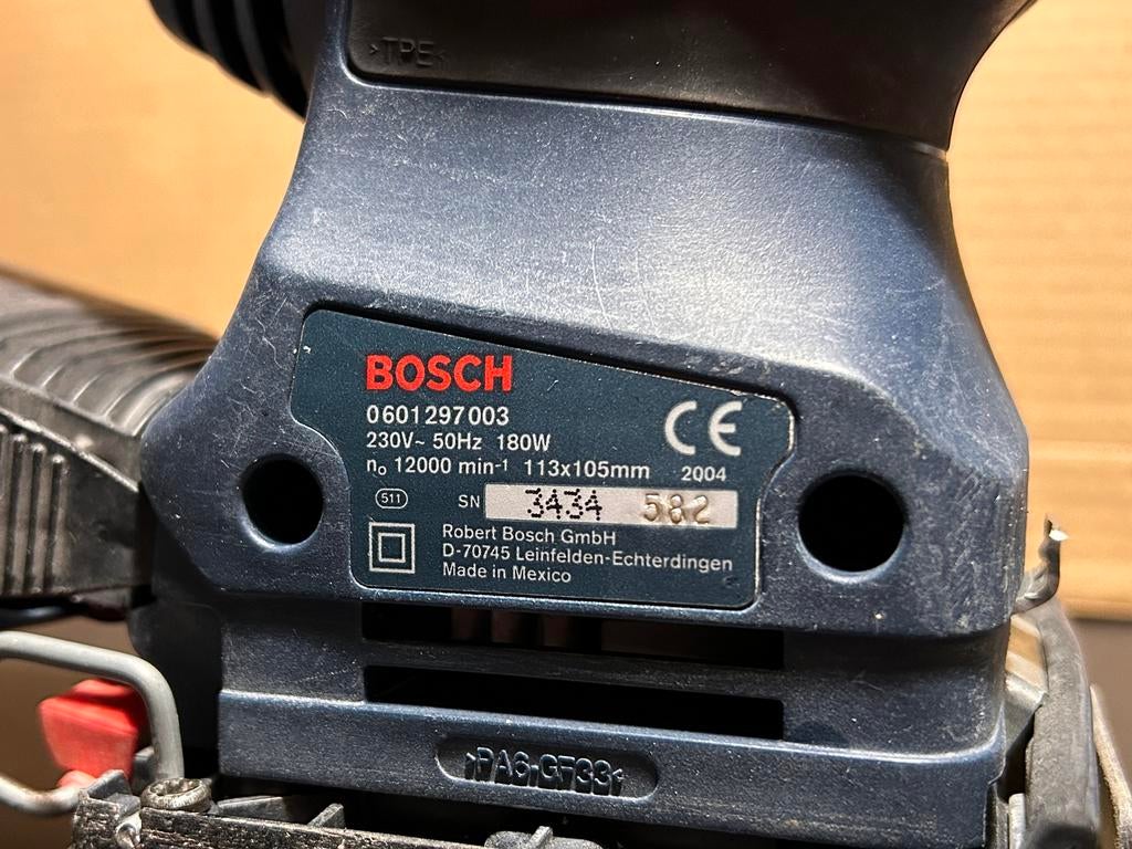 Bosch GS140 Vlakschuurmachine - Gereviseerd, Ophalen of Verzenden, Zo goed als nieuw, Minder dan 600 watt, Vlakschuurmachine