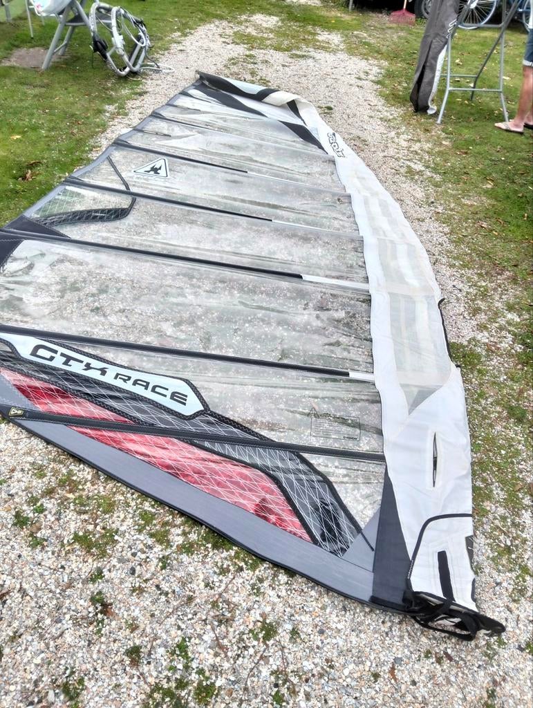 Gaastra GTX Race 8.5 m2 incl. GA 75%Mast en G.S giek