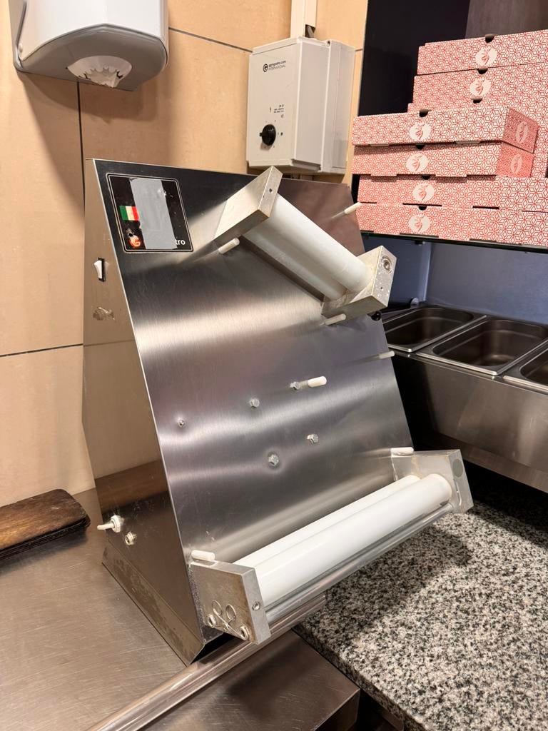 Professionele deegroller / deeguitrolmachine – horeca, Huis en Inrichting, Keuken | Keukenbenodigdheden, Gebruikt, Ophalen