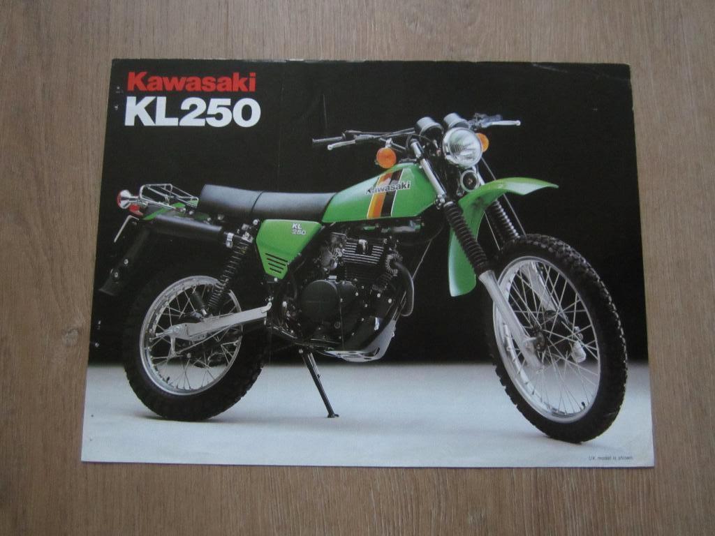 Kawasaki KL 250 brochure folder 1982 ?, Motoren, Handleidingen en Instructieboekjes, Ophalen of Verzenden, Kawasaki