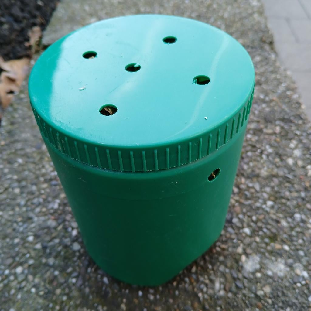 Te koop oorwormenpotten., Ophalen, Gebruikt